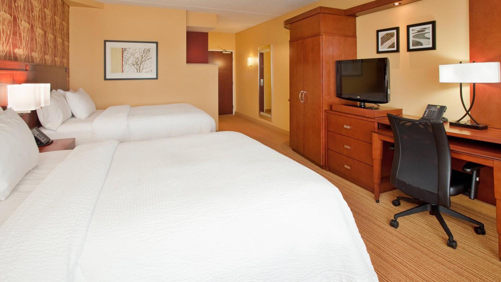 Courtyard By Marriott Pittsburgh North/Cranberry Woods Hotel Cranberry Township Buitenkant foto