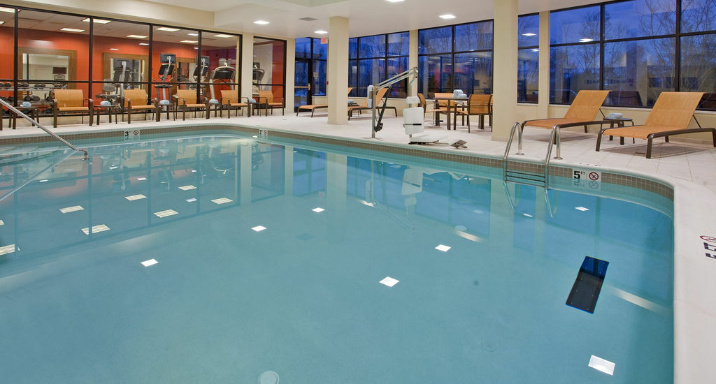 Courtyard By Marriott Pittsburgh North/Cranberry Woods Hotel Cranberry Township Buitenkant foto